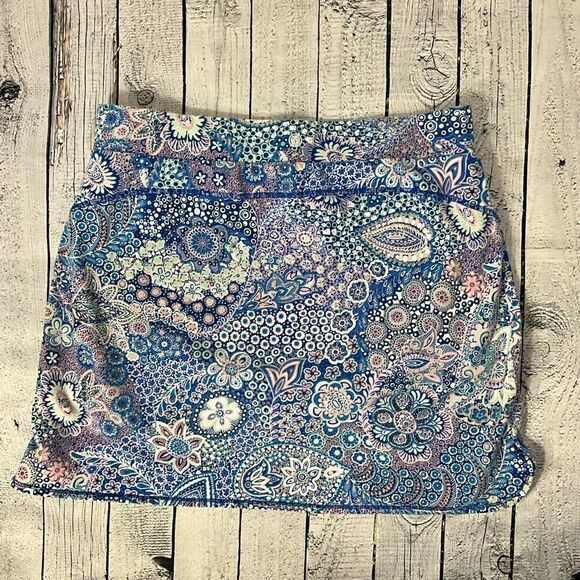 T BY TALBOTS Skort - Picture 2 of 5